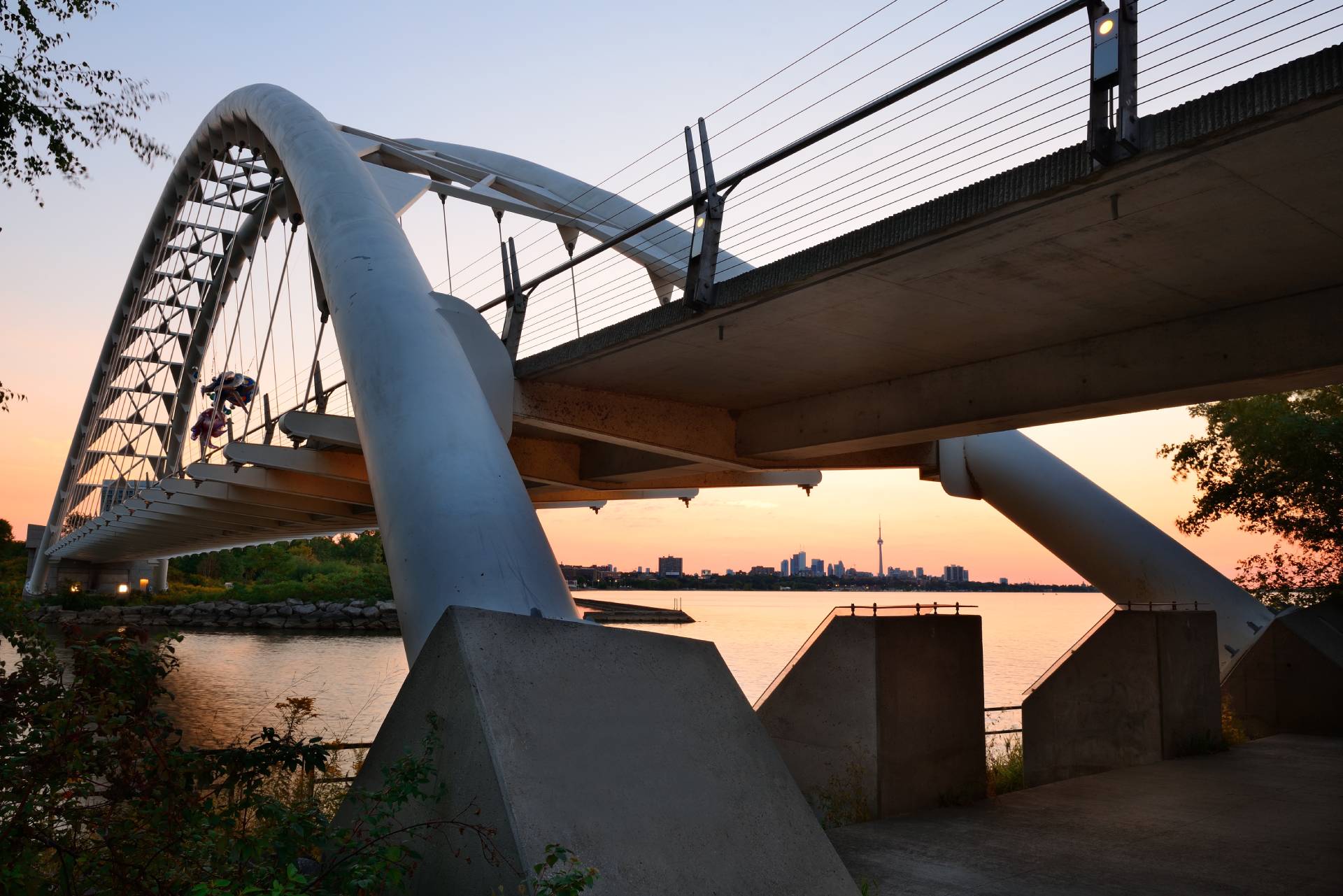toronto-canada-july-3-bridge-with-toronto-skyline-sunrise-july-3-2012-toronto-canada-toronto-with-population-6m-is-capital-ontario-largest-city-canada